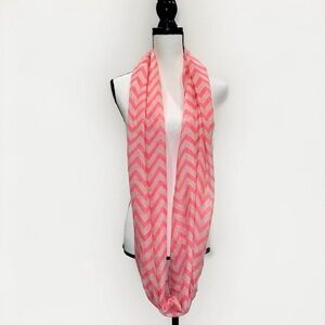 Rikka Women’s Neon Pink &  Cream Chevron Striped Versatile Infinity Scarf NWT!